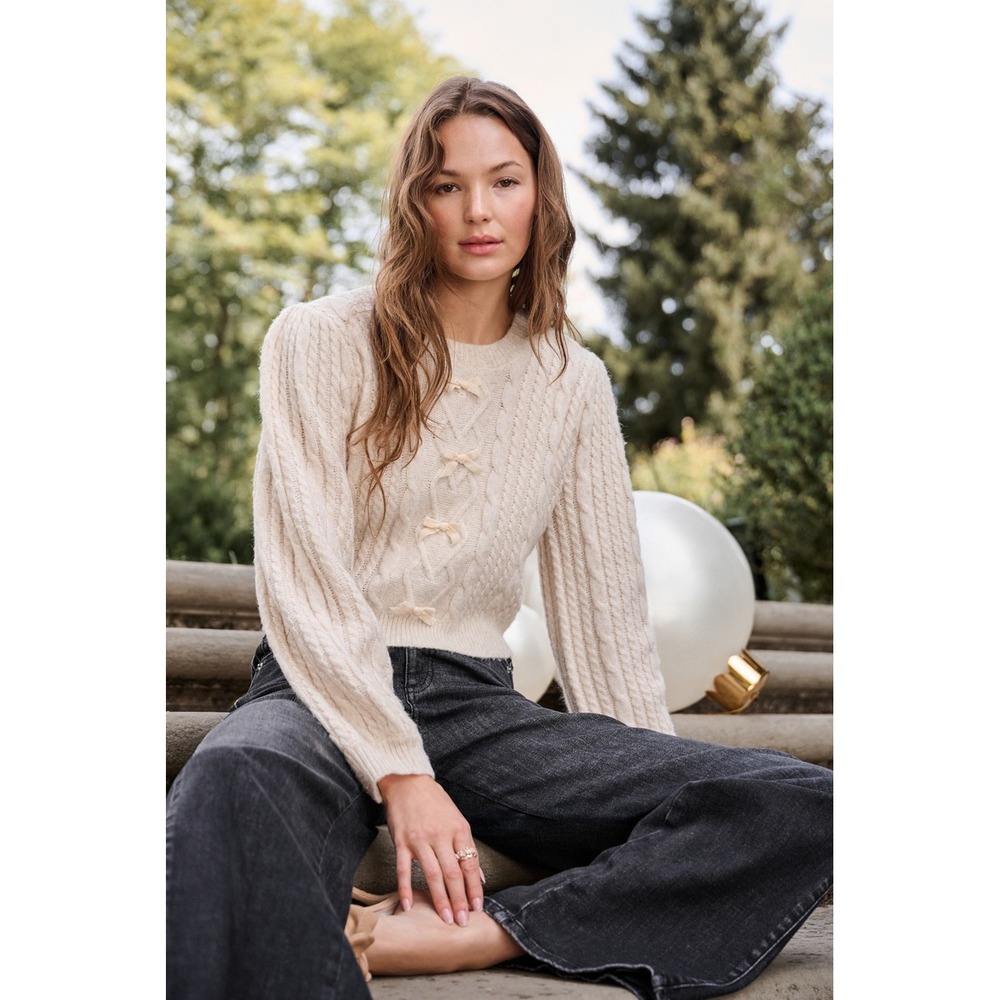 Altar'd State Oatmeal Cable Knit Bow Sweater Coquette Beige Size Medium